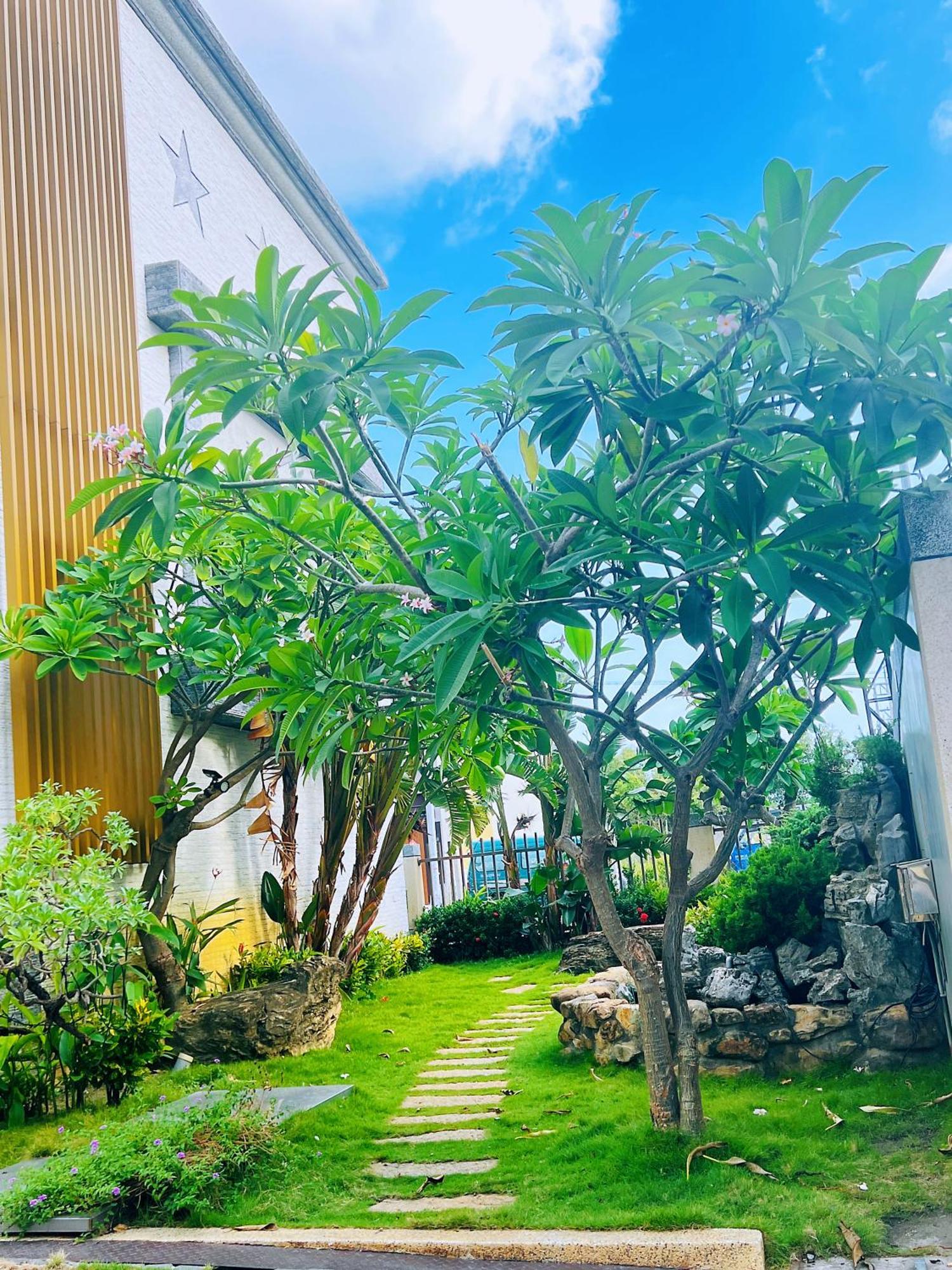 Donggang Neptune Hall ภายนอก รูปภาพ
